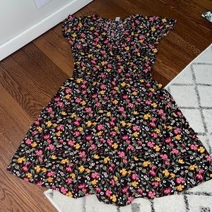 Old Navy floral dress(comes to the thigh)